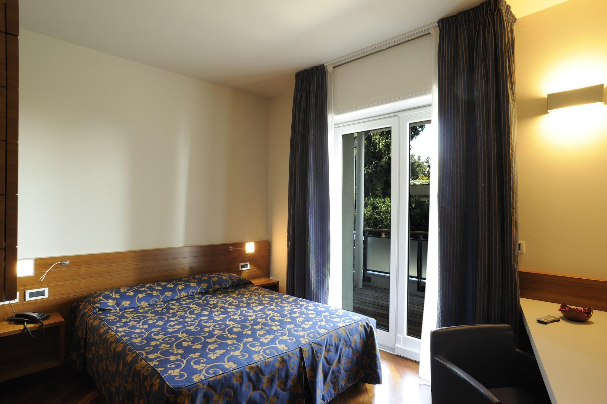 Hotel Le Roi Varazze Exterior photo